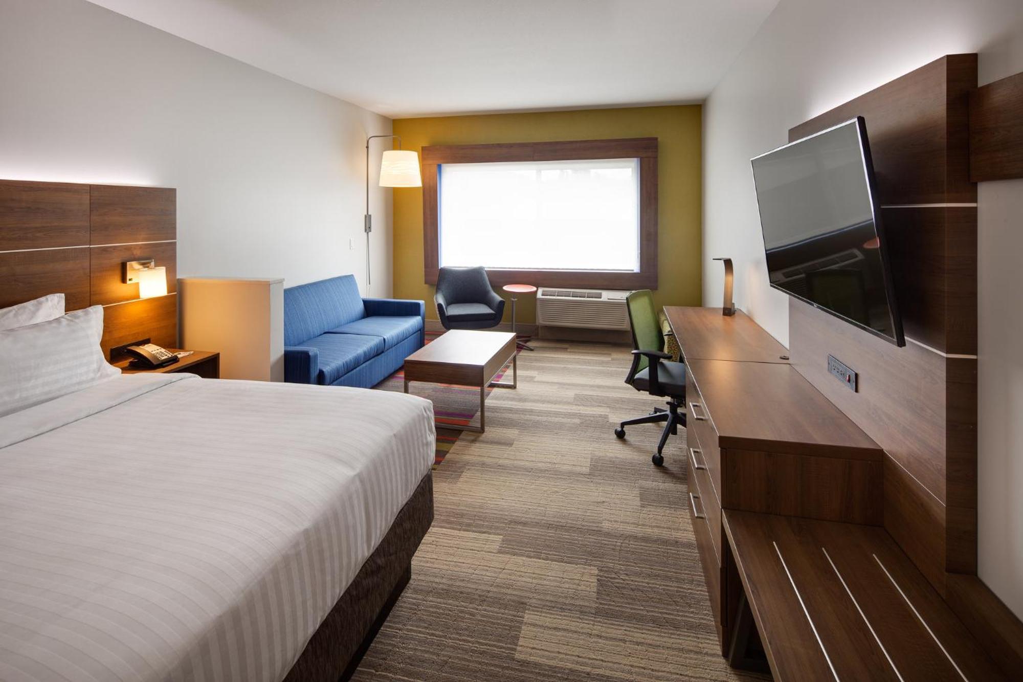 Holiday Inn Express & Suites Terrace By Ihg Bagian luar foto